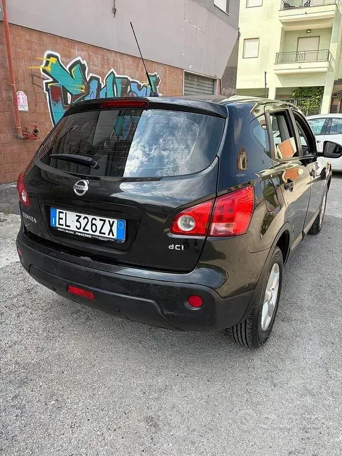 Usata Nissan Qashqai Acenta 106 CV (77 kW) 2010 Nero SUV