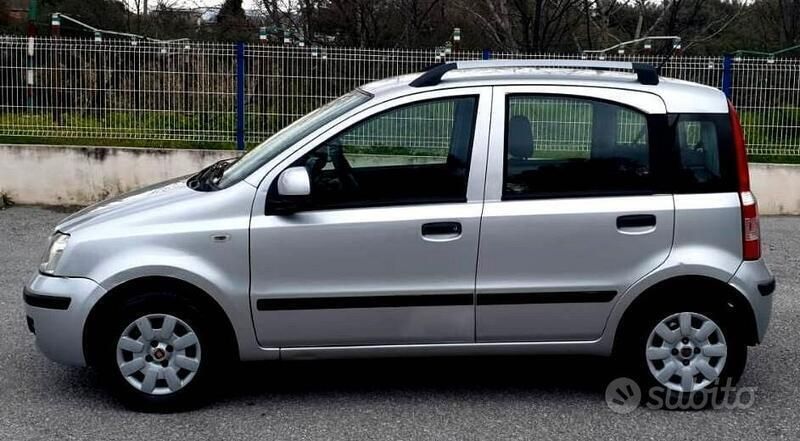 Usata Fiat Panda Emotion 69 CV (50 kW) 2010 Grigio Utilitaria