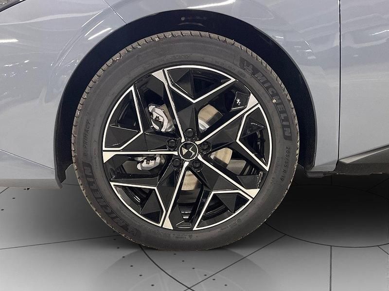 Nuova DS Automobiles DS4 2026 Cachemire Berlina