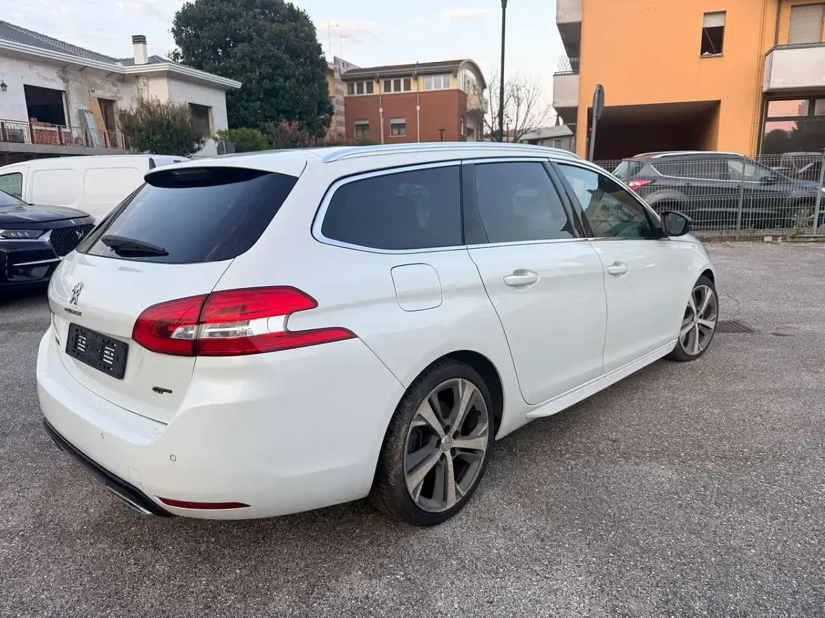 Usata Peugeot 308 SW GT 177 CV (130 kW) 2018 Bianco Station wagon