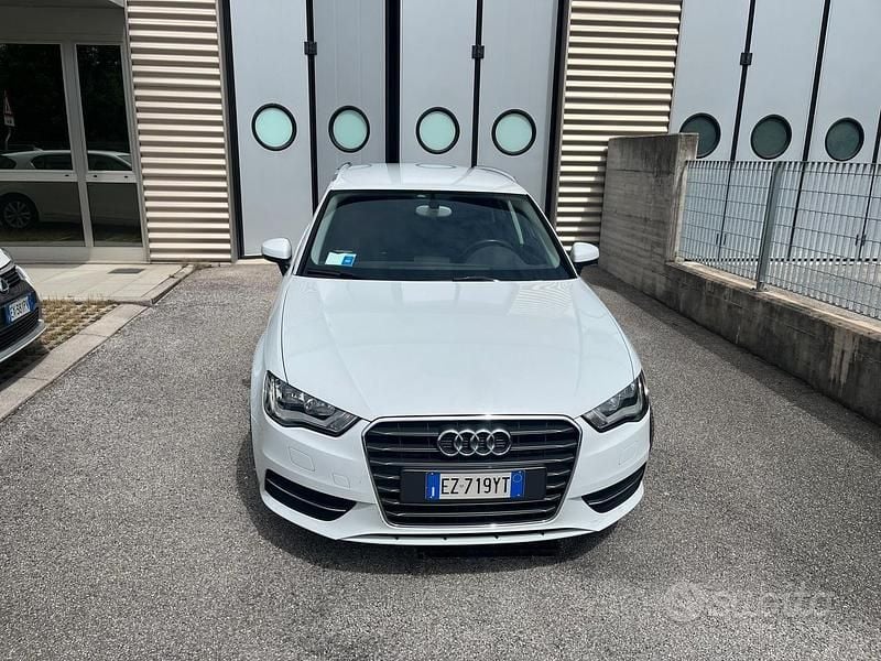Usata Audi A3 Attraction 150 CV (110 kW) 2015 Bianco Berlina