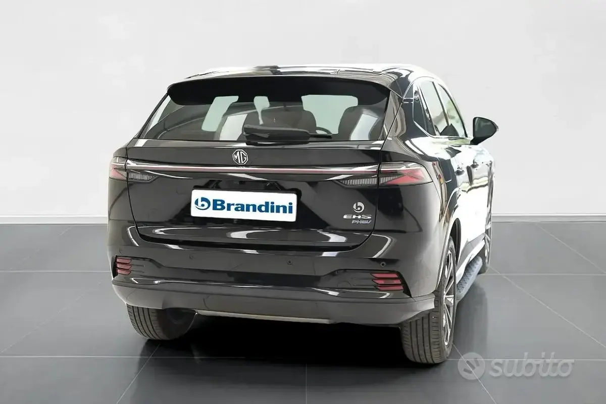 Nuova MG HS Luxury 143 CV (105 kW) 2026 Pebble black SUV