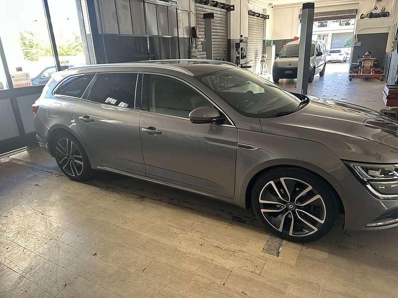 Occasion Renault Talisman Zen 131 PK (96 kW) 2017 Grijs Stationwagen