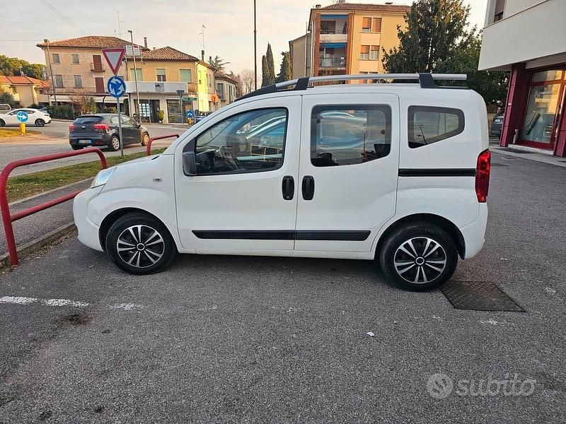 Bianco Usata 2012 Fiat Qubo Dynamic Monovolume | 4900 € (Super prezzo) - Immagine 1/4