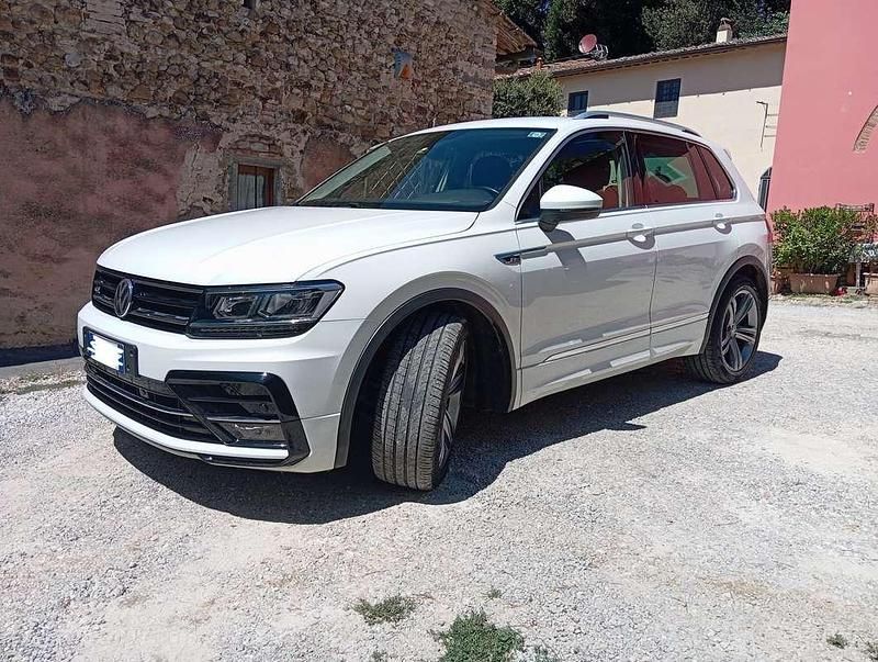 Usata VW Tiguan Sportline 116 CV (85 kW) 2019 Bianco SUV