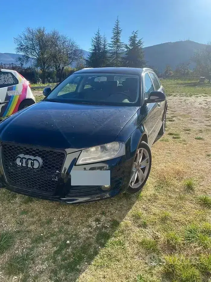 Usata Audi A3 Sportback 105 CV (77 kW) 2011 Nero Utilitaria