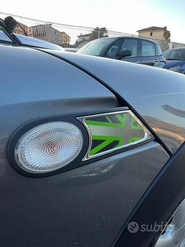 Usata Mini ONE 75 CV (55 kW) 2009 Grigio Utilitaria