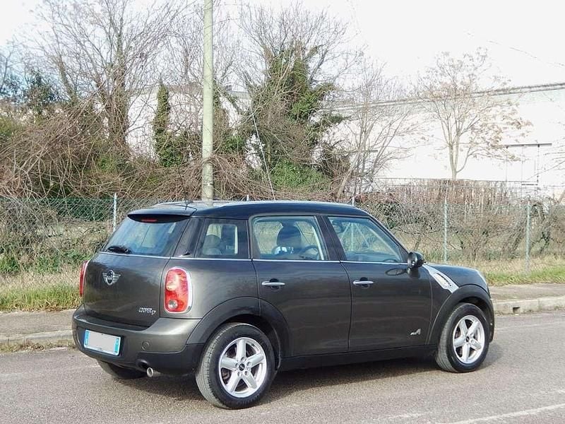 Usata Mini Countryman 111 CV (81 kW) 2010 Grigio SUV