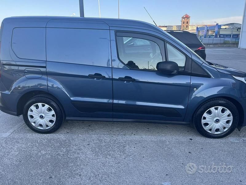 Usata Ford Transit Connect 101 CV (74 kW) 2023 Monovolume