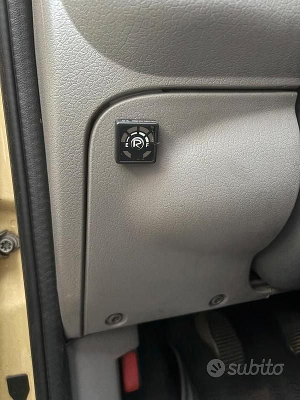 Usata Fiat Panda 60 CV (44 kW) 2007 Giallo Utilitaria