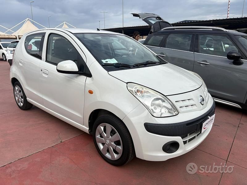 Usata Nissan Pixo 68 CV (50 kW) 2011 Bianco Utilitaria