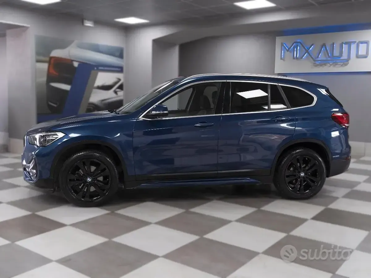 Usata BMW X1 Sport Line 136 CV (100 kW) 2022 Bluazzurro SUV