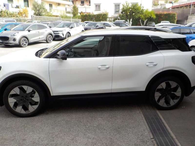 Usata Ford Explorer Standard Range 125 kW (170 CV) 2024 Bianco SUV
