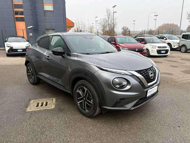 Usata Nissan Juke N-Connecta 114 CV (83 kW) 2025 Grigio SUV