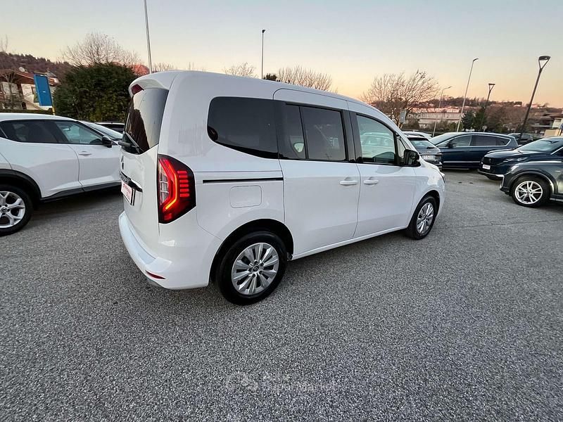 Usata Renault Kangoo Edition One 95 CV (69 kW) 2022 Bianco Monovolume