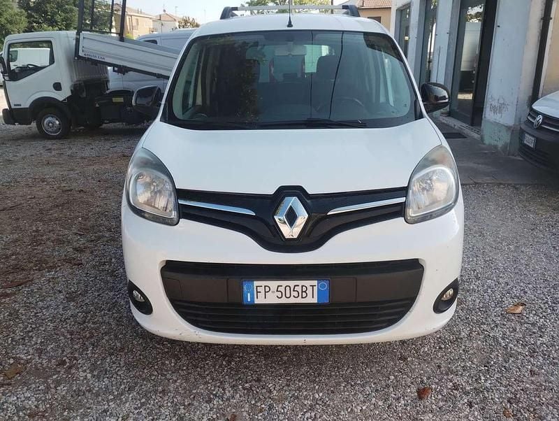 Bianco Usata 2018 Renault Kangoo LIMITED Monovolume | 7500 € (Buon prezzo) - Immagine 1/4