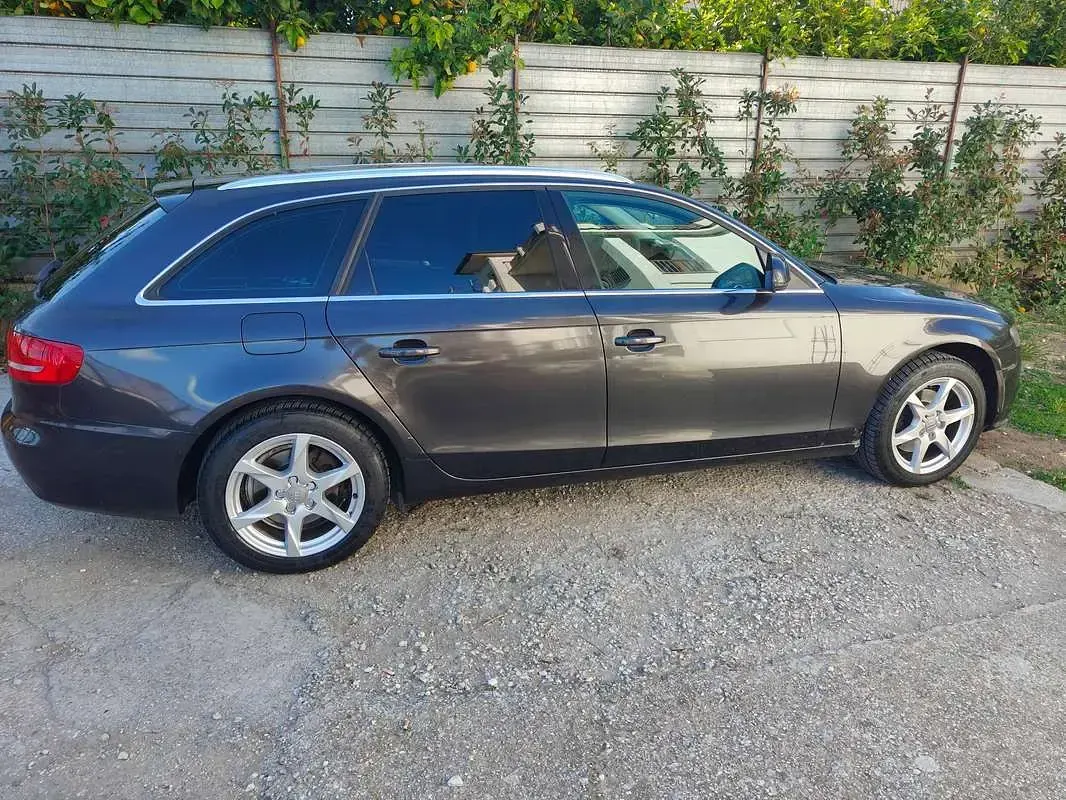Occasion Audi A4 Ambiente 143 PK (105 kW) 2008 Zwart Stationwagen