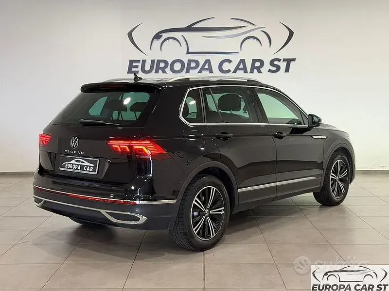 Usata VW Tiguan Elegance 150 CV (110 kW) 2023 Nero SUV