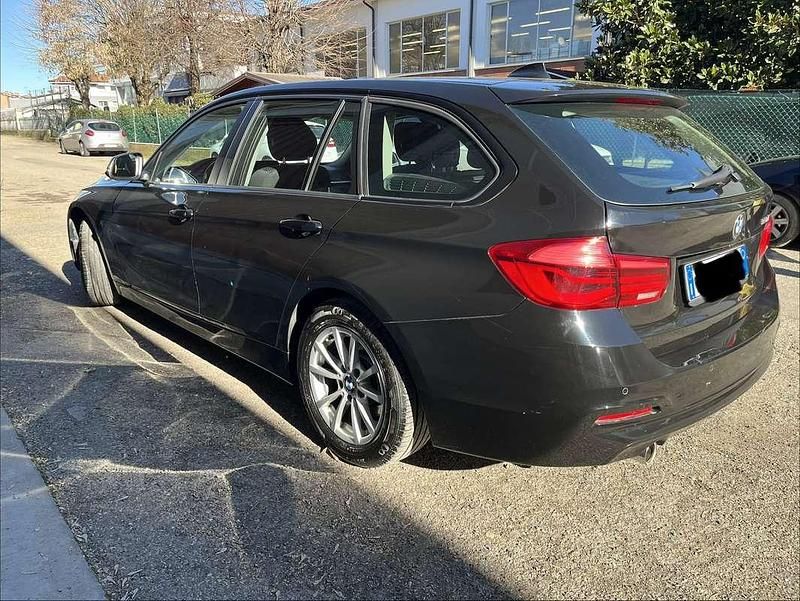 Usata BMW 318 Advantage 150 CV (110 kW) 2016 Station wagon