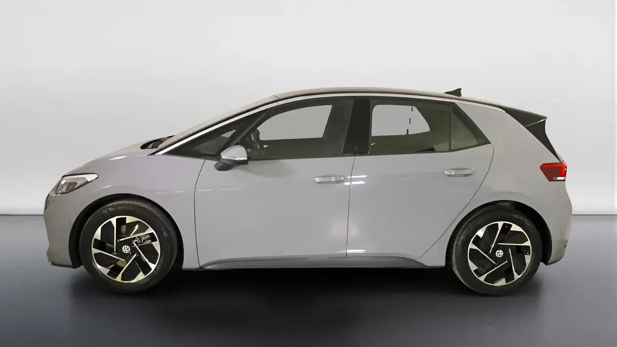 Usata VW ID.3 Life 150 kW (204 CV) 2023 Nero Utilitaria
