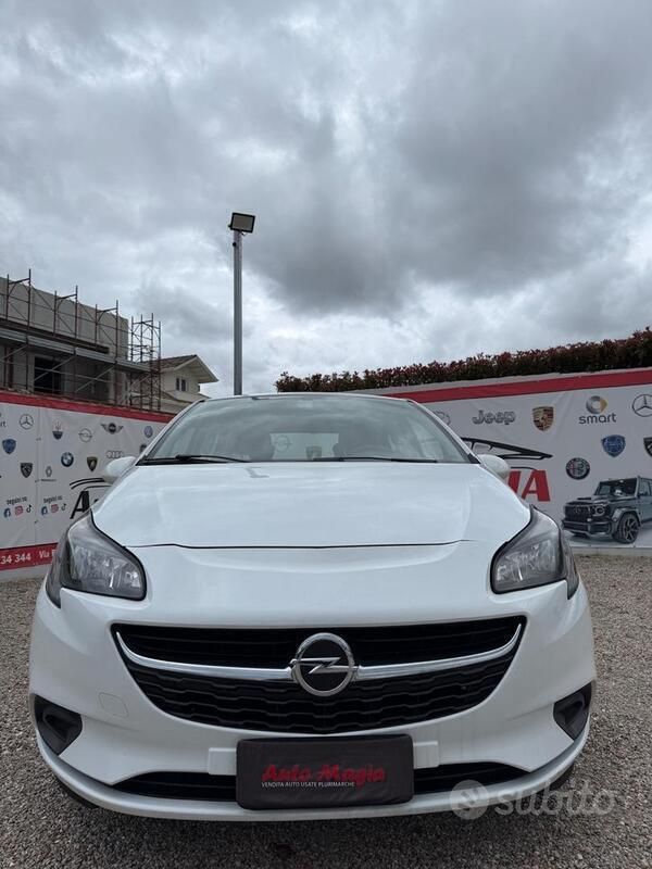 Bianco Usata 2016 Opel Corsa Coupé | 4650 € (Ottimo prezzo) - Immagine 1/4