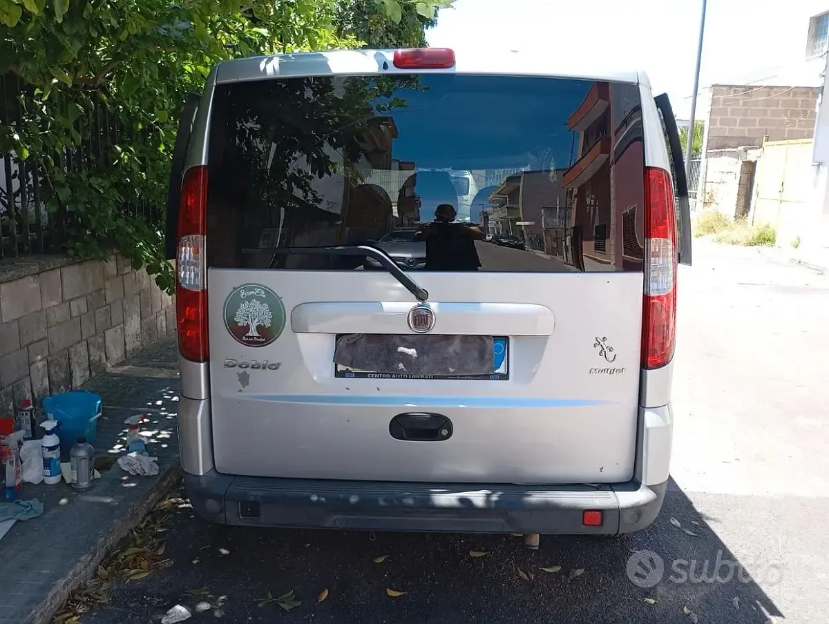 Usata Fiat Doblò 2008 Grigio Monovolume