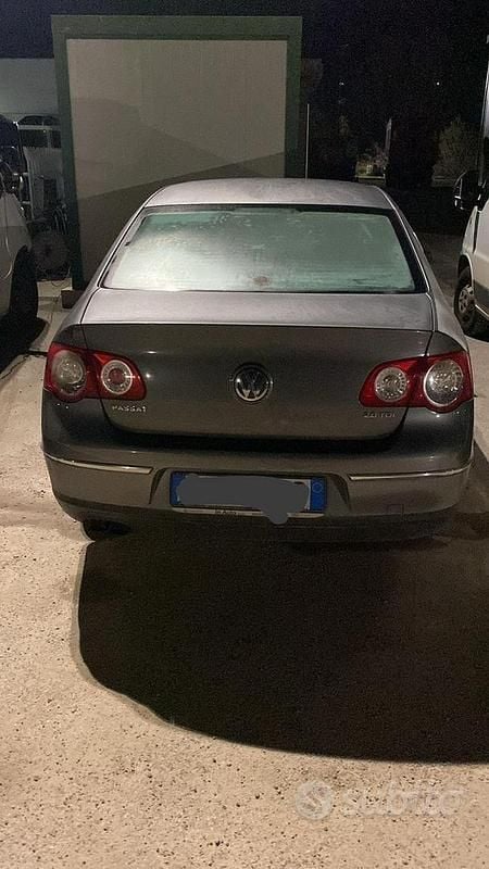 Usata VW Passat 130 CV (95 kW) 2007 Berlina