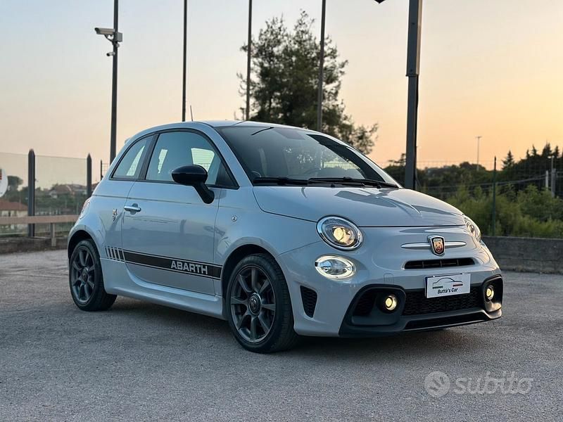 Usata Abarth 595 145 CV (106 kW) 2021 Grigio Utilitaria