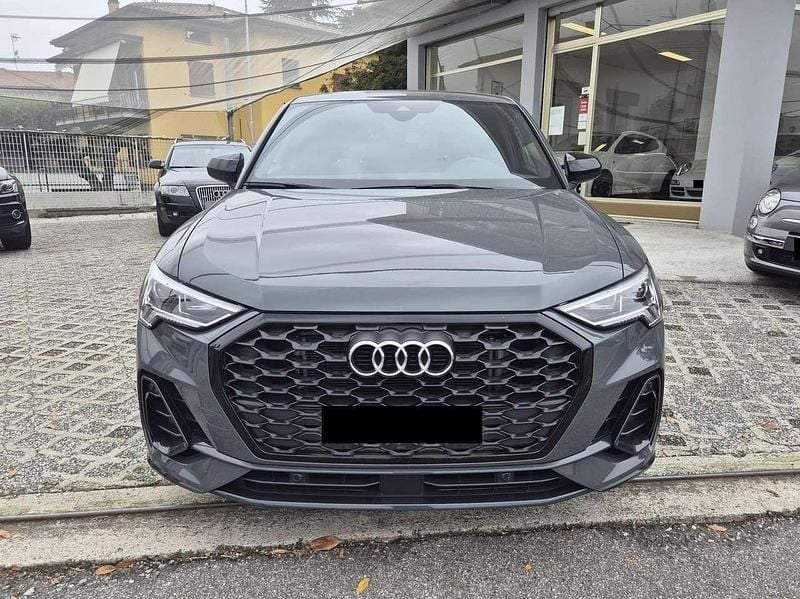 Grigio Usata 2022 Audi Q3 Sportback S-Line SUV | 30.650 € (Super prezzo) - Immagine 1/4