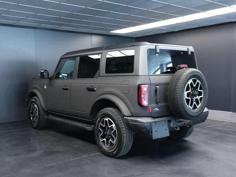 Usata Ford Bronco Outer Banks 334 CV (245 kW) 2024 Nero opaco (wrapping) SUV