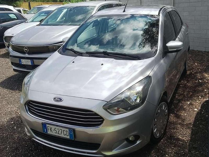 Usata Ford Ka 71 CV (52 kW) 2017 Argento Berlina