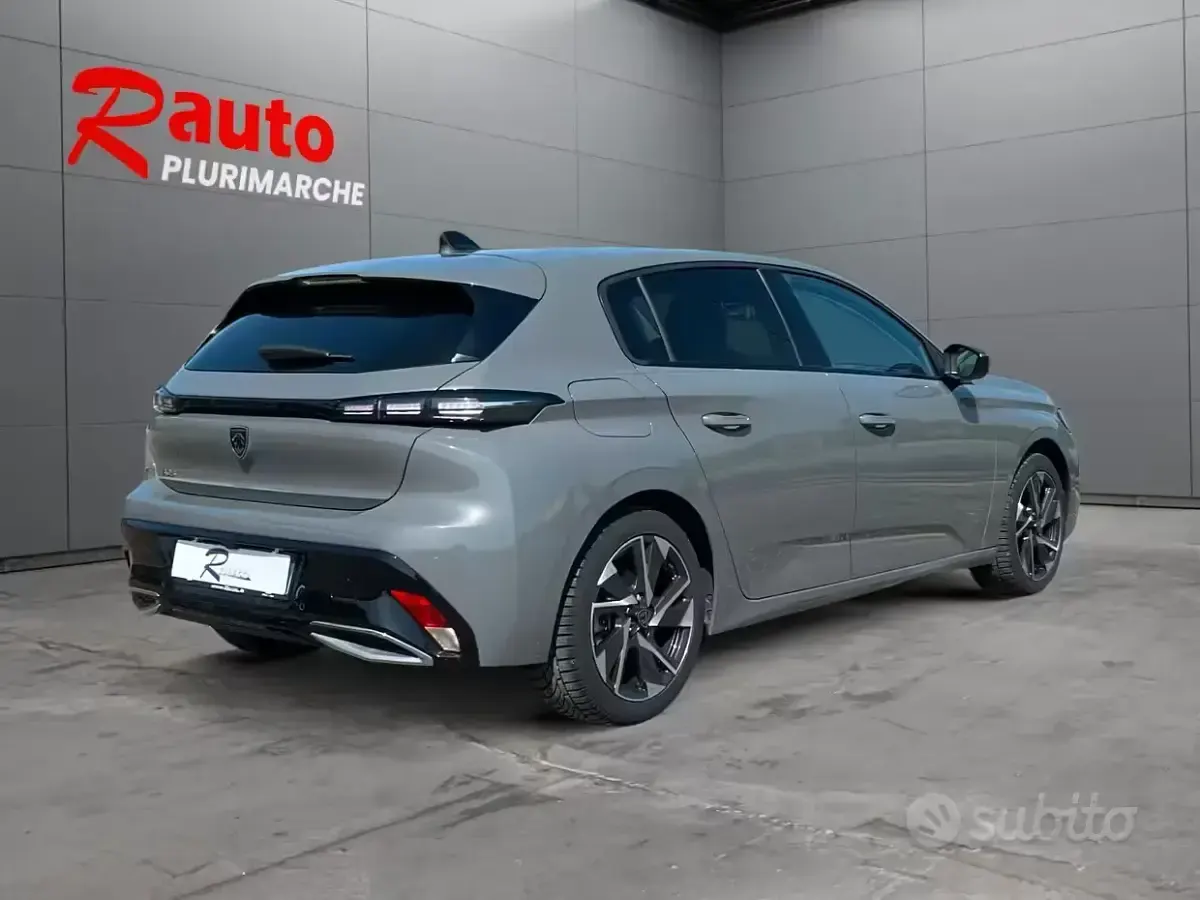 Usata Peugeot 308 Allure 131 CV (96 kW) 2024 Grigio Berlina