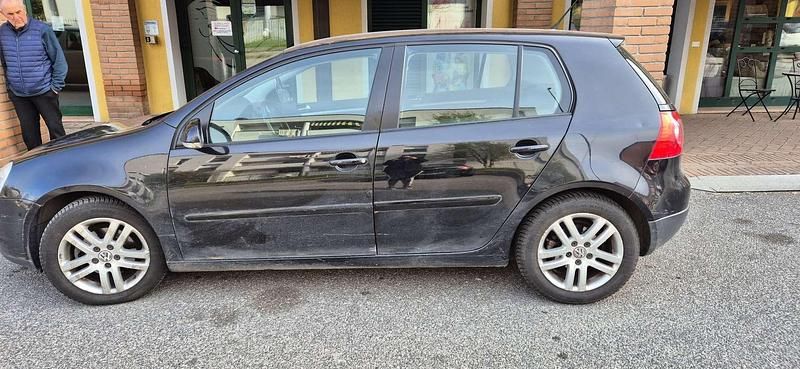 Usata VW Golf V Comfortline 101 CV (74 kW) 2007 Nero Station wagon