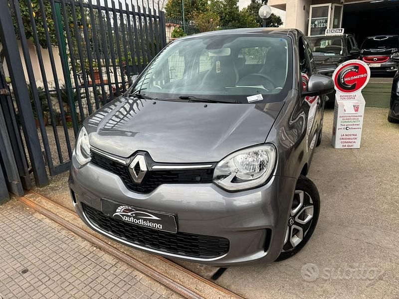 Usata Renault Twingo LIMITED 65 CV (47 kW) 2021 Grigio Utilitaria