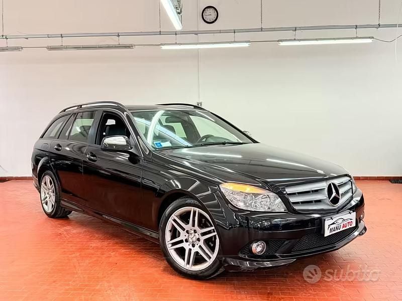 Usata Mercedes C220 170 CV (125 kW) 2010 Nero Station wagon