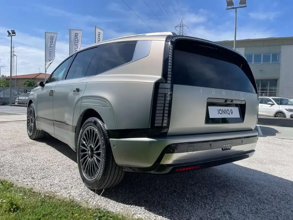 Nuova Hyundai Ioniq 9 113 kW (154 CV) 2026 Other SUV