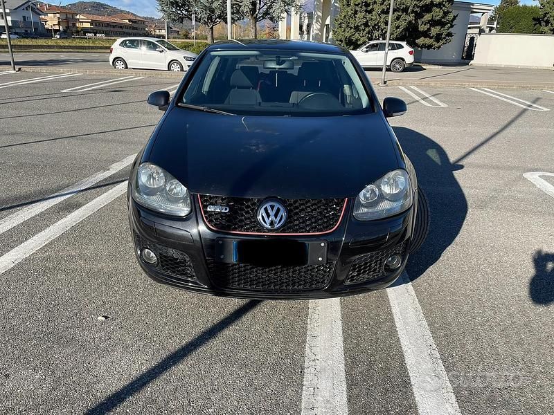 Usata VW Golf IV 140 CV (102 kW) 2005 Nero Berlina