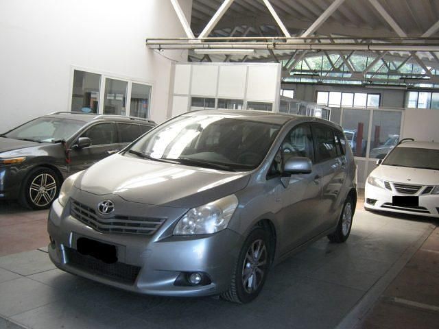 Usata Toyota Verso Active 126 CV (92 kW) 2012 Antracite Monovolume