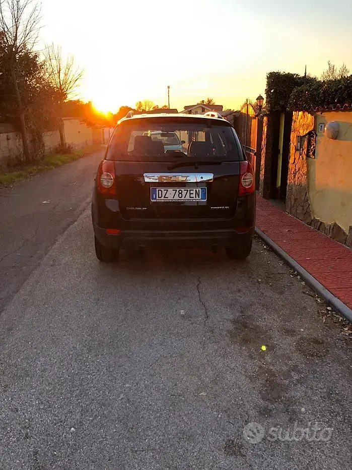 Usata Chevrolet Captiva 127 CV (93 kW) 2010 Nero SUV