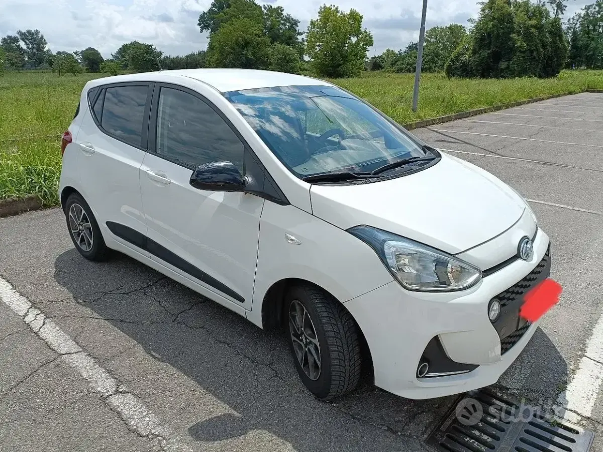 Usata Hyundai i10 69 CV (50 kW) 2019 Bianco Utilitaria