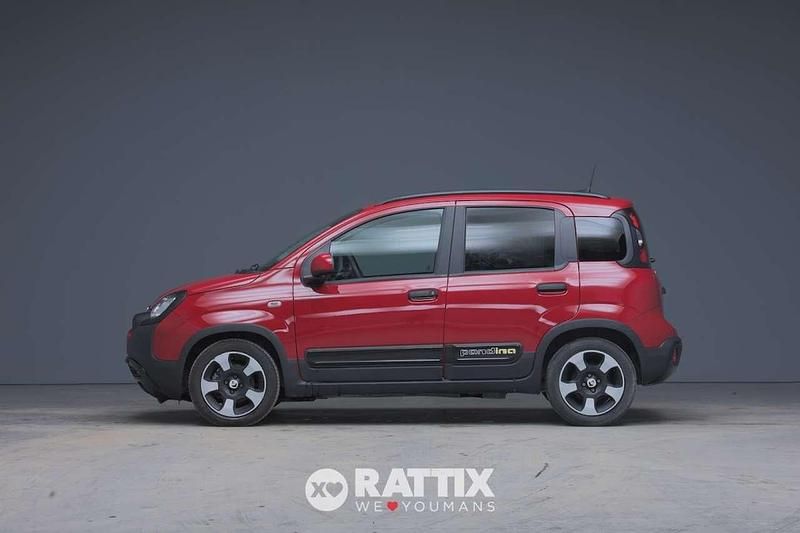 Usata Fiat Panda Cross Cross 69 CV (50 kW) 2025 Rosso passione pastello Utilitaria