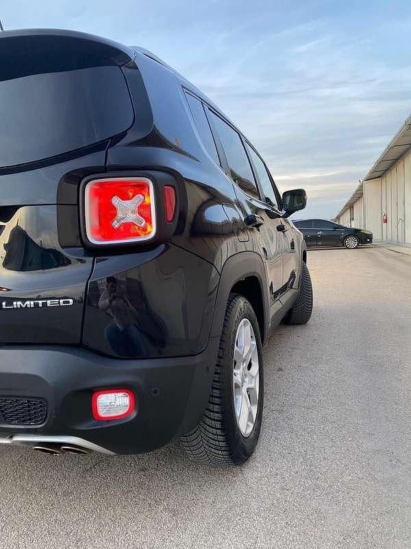 Usata Jeep Renegade Limited 120 CV (88 kW) 2016 SUV