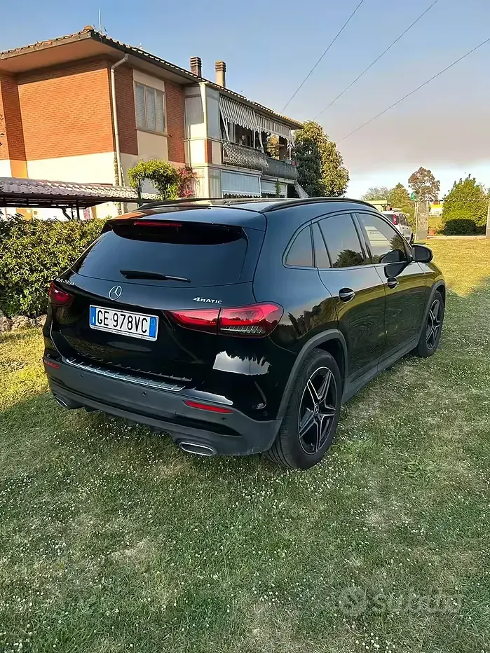 Usata Mercedes GLA200 AMG 150 CV (110 kW) 2021 Nero SUV