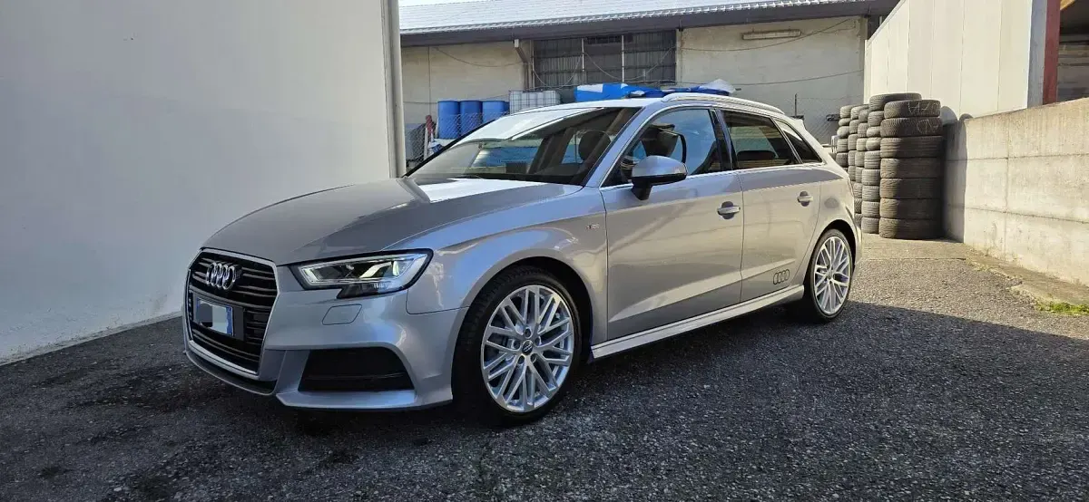 Usata Audi A3 Ambiente 150 CV (110 kW) 2017 Argento Berlina