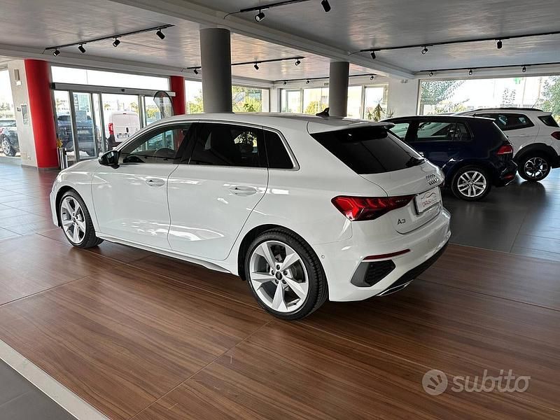 Usata Audi A3 S-Line 150 CV (110 kW) 2024 Bianco Berlina