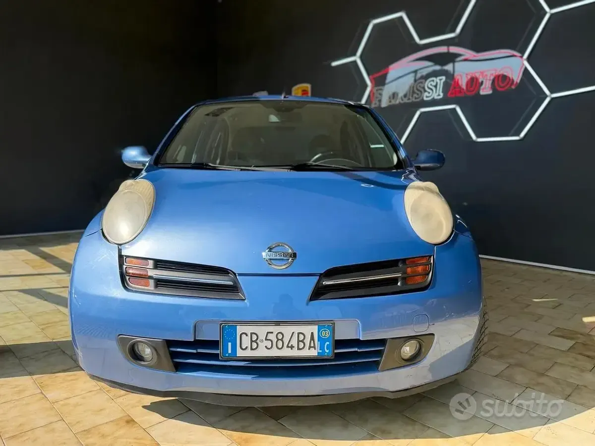 Begagnad Nissan Micra Acenta 88 HK (64 kW) 2003 Blå Halvkombi
