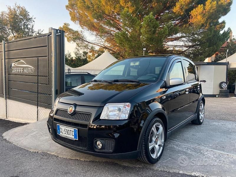 Usata Fiat Panda 101 CV (74 kW) 2007 Utilitaria