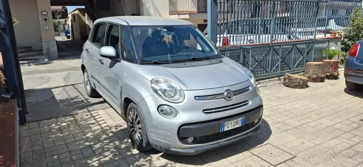 Usata Fiat 500L Lounge 85 CV (62 kW) 2016 Argento Monovolume