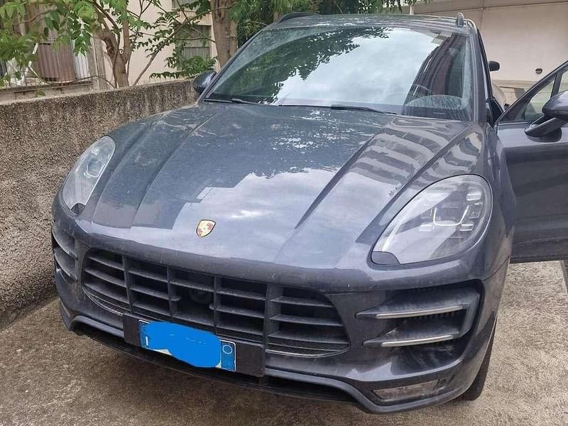 Usata Porsche Macan Turbo 400 CV (294 kW) 2016 Grigio SUV