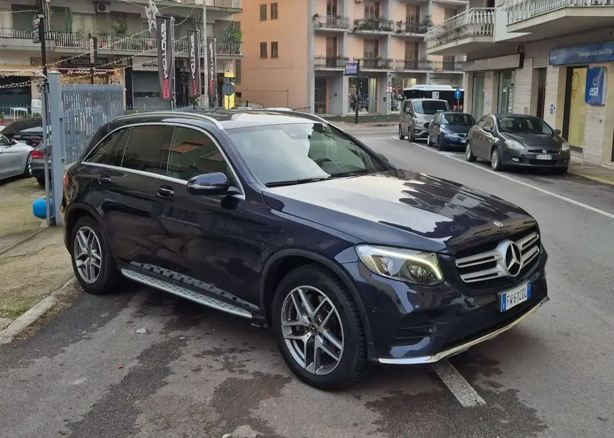Gebraucht Mercedes GLC250 Premium 204 PS (150 kW) 2019 Weiß SUV